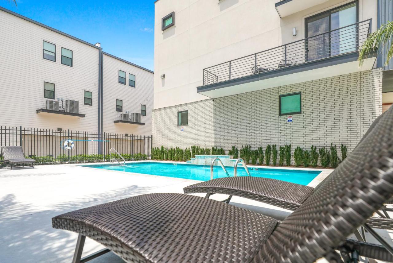 Stunning Townhouse With Amenities Vila Nova Orleães Exterior foto